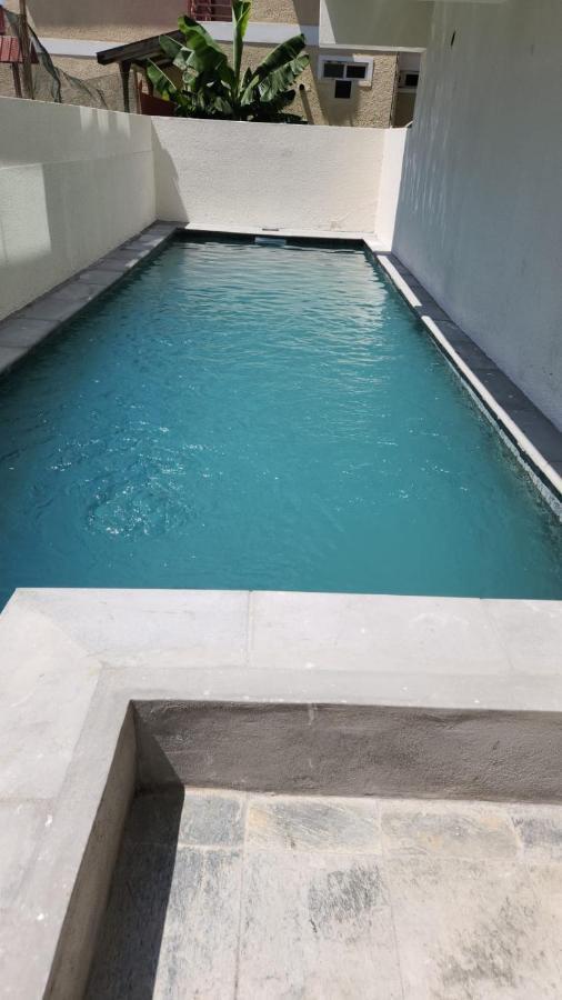 Camelia Bldg, Groundfloor, 3 Min To Apartment Flic-en-Flacq